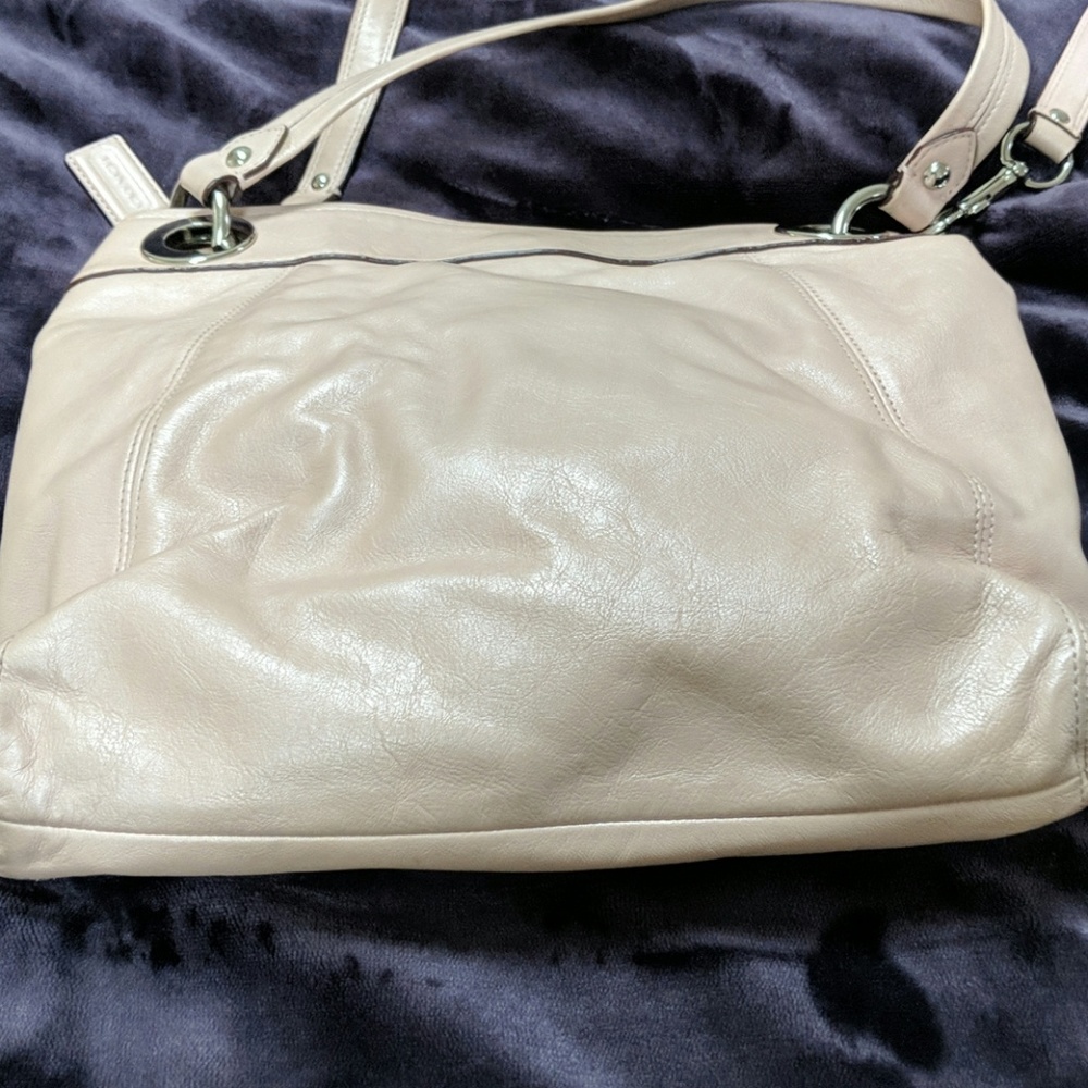 Coach Pale Pink Leather Shoulder Bag - Picture 2 of 5
